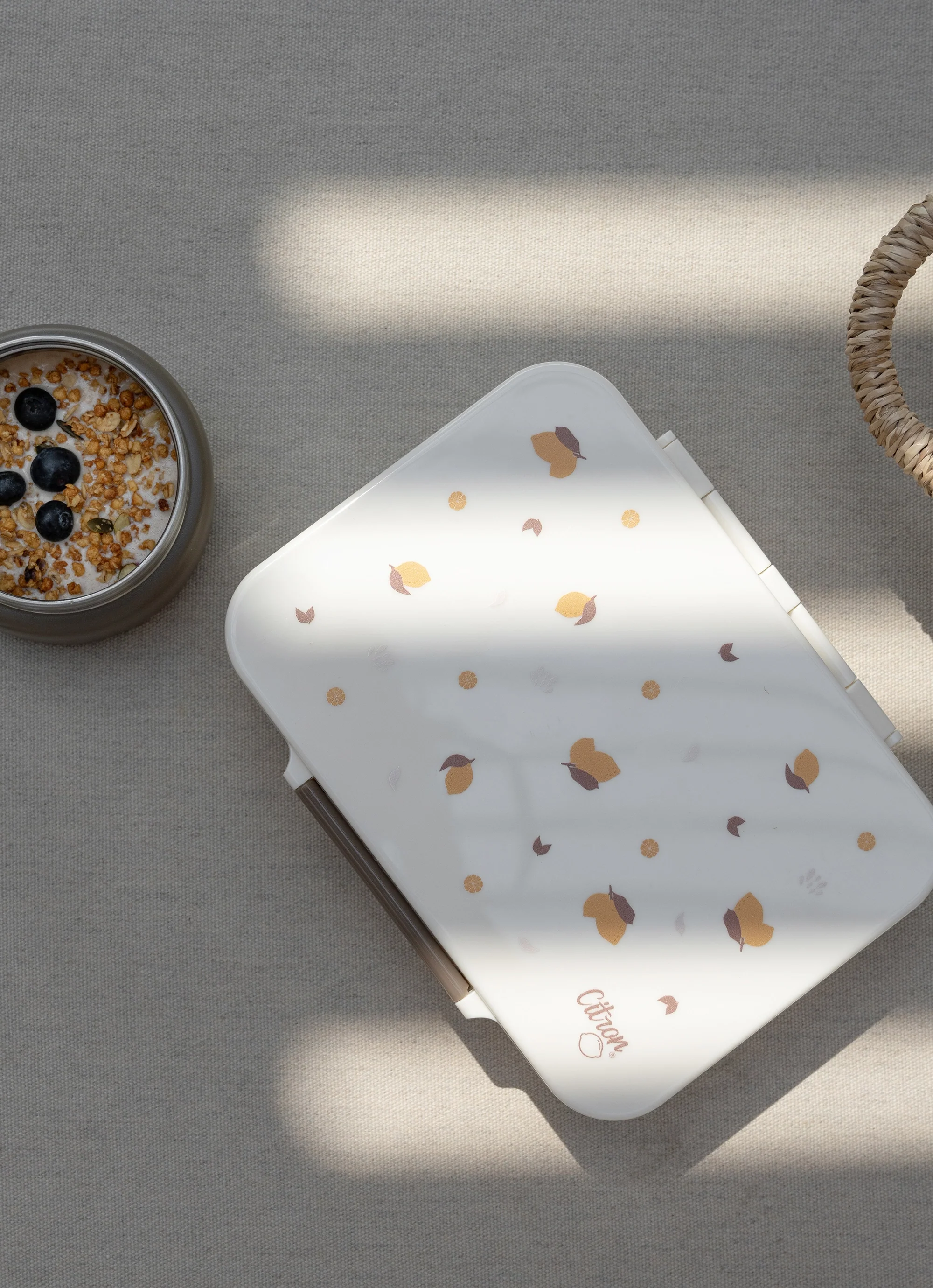 Tritan Snack Box - Lemon - Image 5